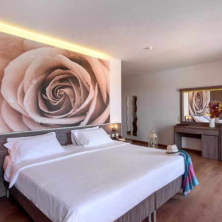 Eurohotel Katrin Suites (Adults Only) 赫索尼索斯 外观 照片